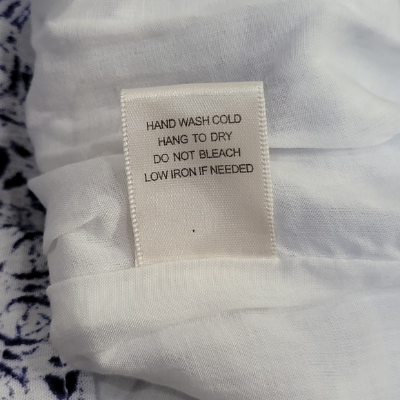 Skies are Blue Romper X-Small White Blue Cold Shoulder Smocked Elastic Waist - Picture 11 of 11